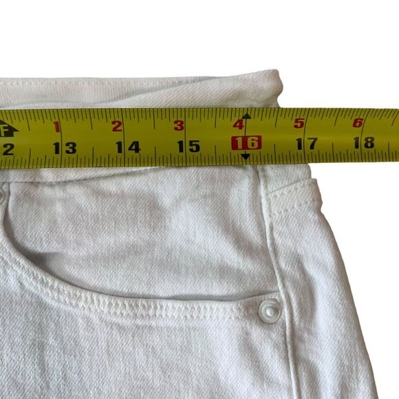 Good American Rolled Cuffed Shorts Women's White Sz. 15 NWOT Summer Spring Beach - Picture 6 of 15